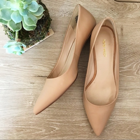 nude pointed kitten heels